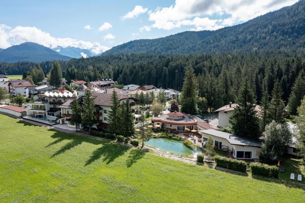 Alpenhotel Karwendel -Adults Only- Leutasch Exteriör bild
