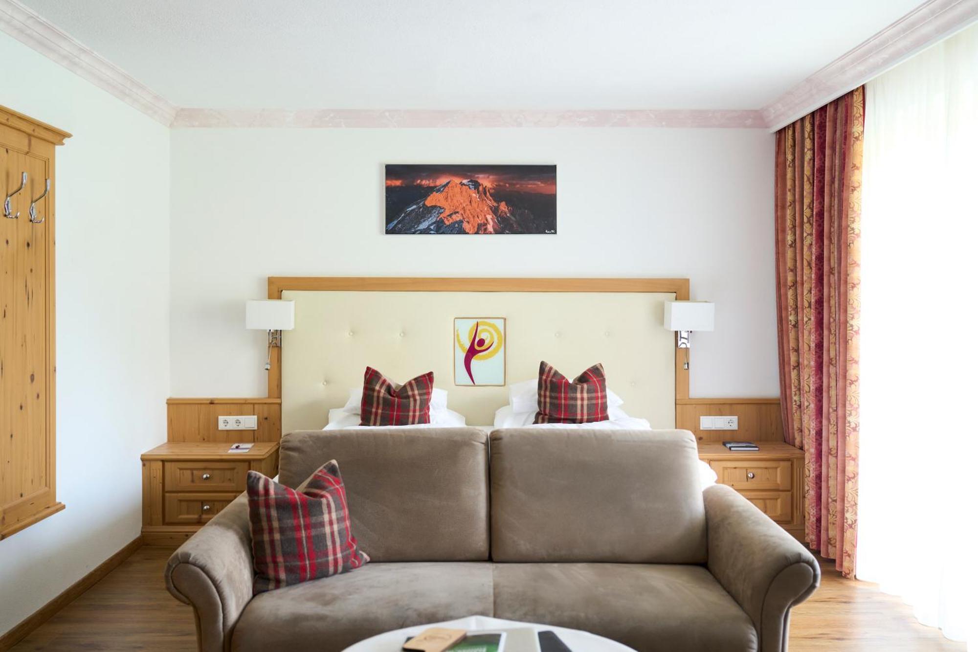 Alpenhotel Karwendel -Adults Only- Leutasch Exteriör bild